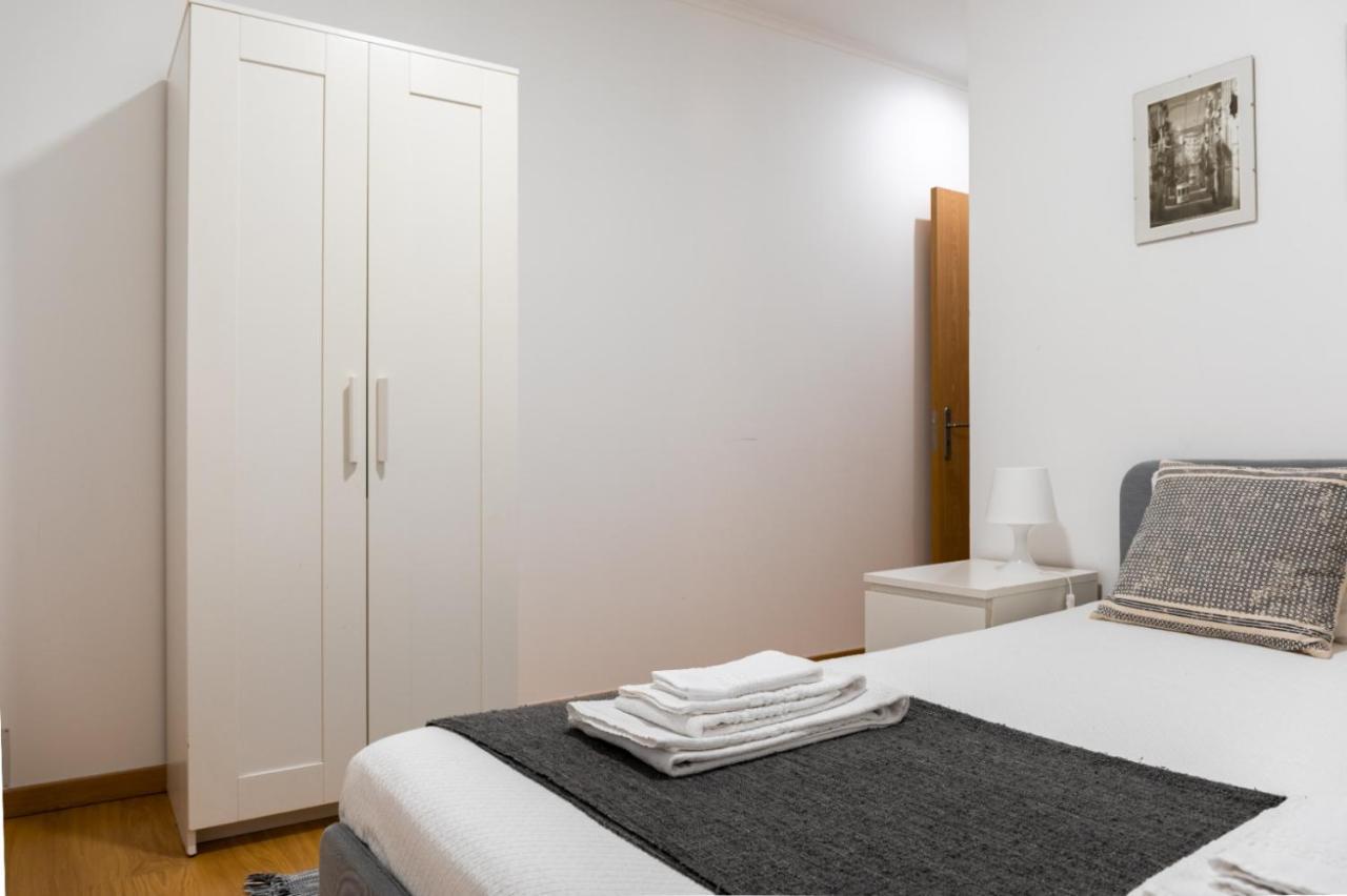 Entrecampos - Two Bedroom Apartment With Terrace Lisboa Kültér fotó