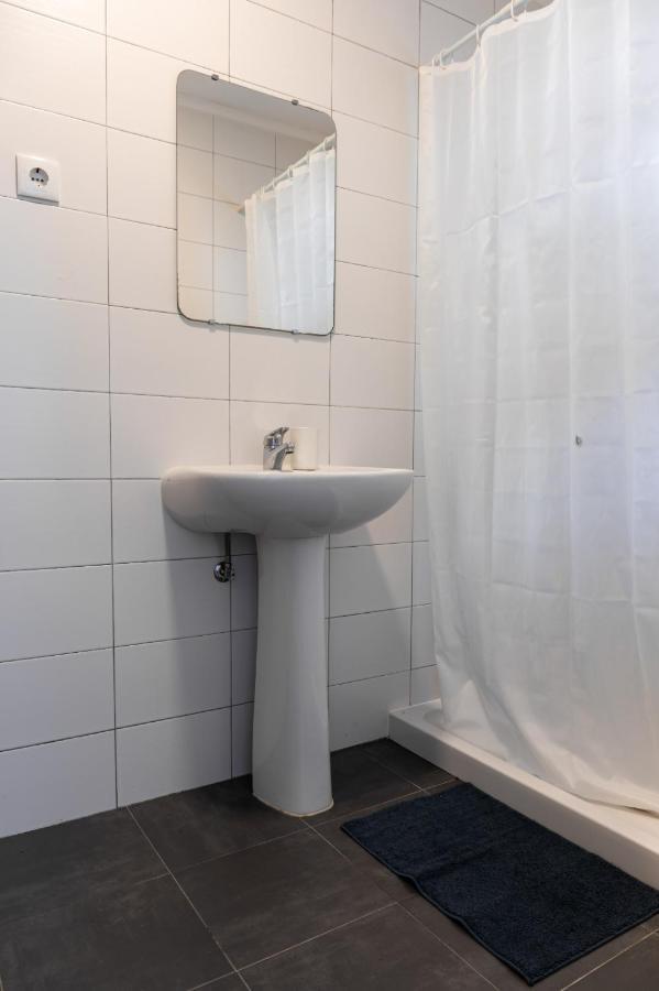 Entrecampos - Two Bedroom Apartment With Terrace Lisboa Kültér fotó