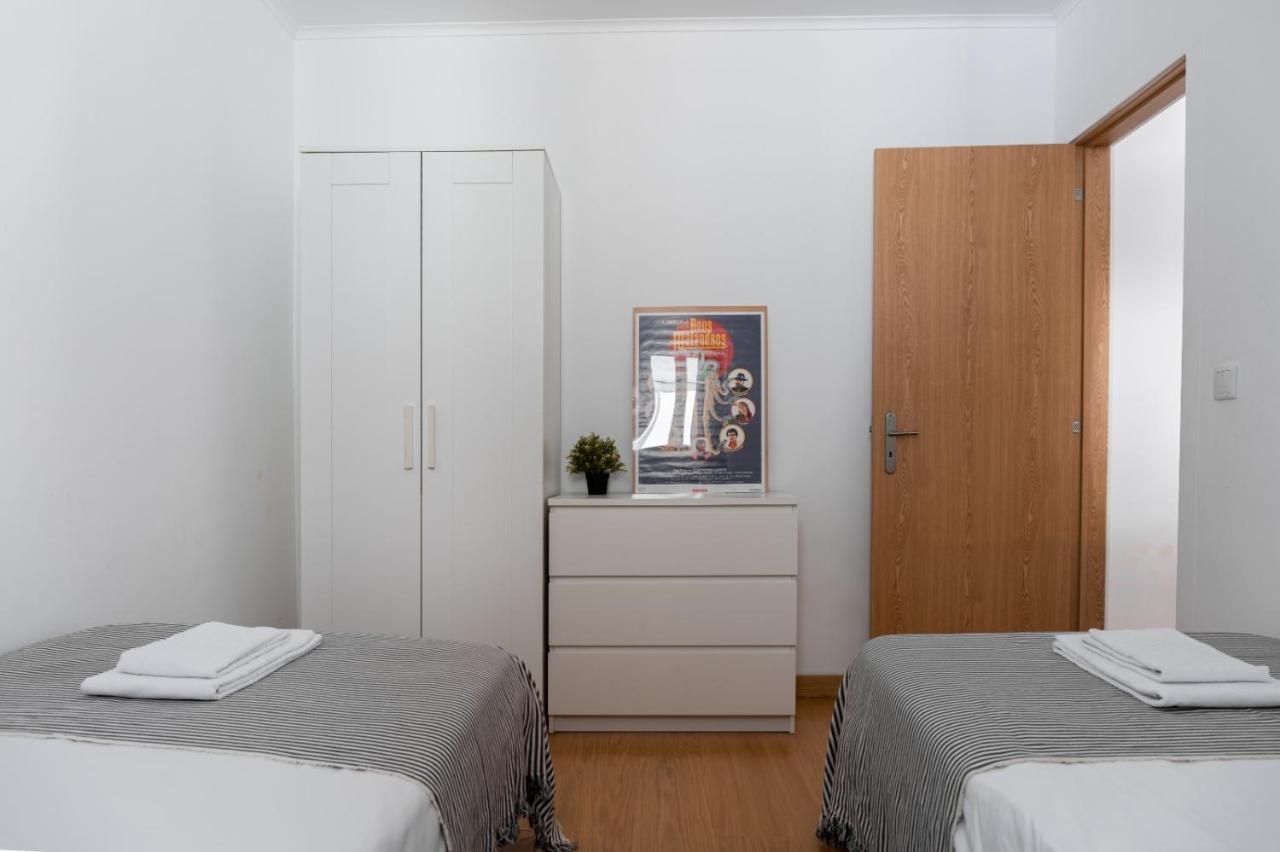 Entrecampos - Two Bedroom Apartment With Terrace Lisboa Kültér fotó